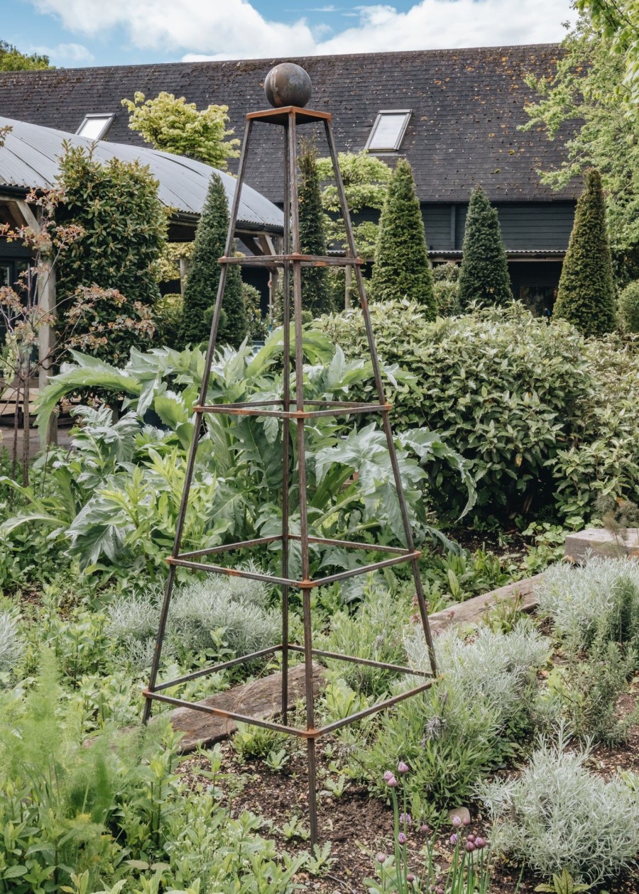 Gardening Munton's Traditional Plant Supports Plant Supports | Medium Abinger Obelisk