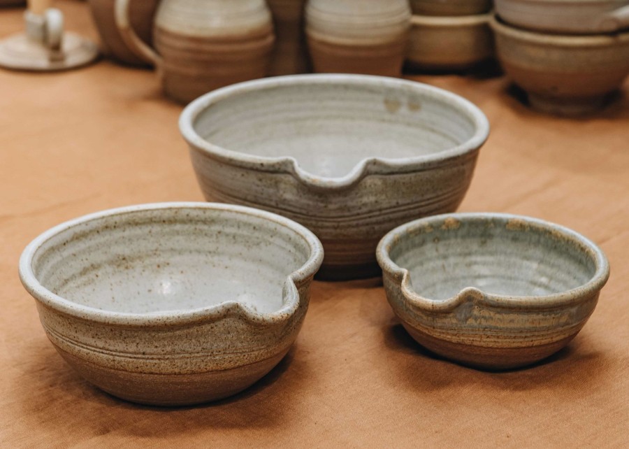 Interiors Hook Norton Pottery Kitchen & Dining | Burford Stoneware Pouring Bowl