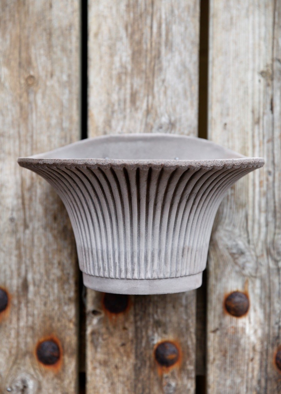 Gardening Bergs Potter Pots & Planters | Grey Daisy Wall Hanging Planter