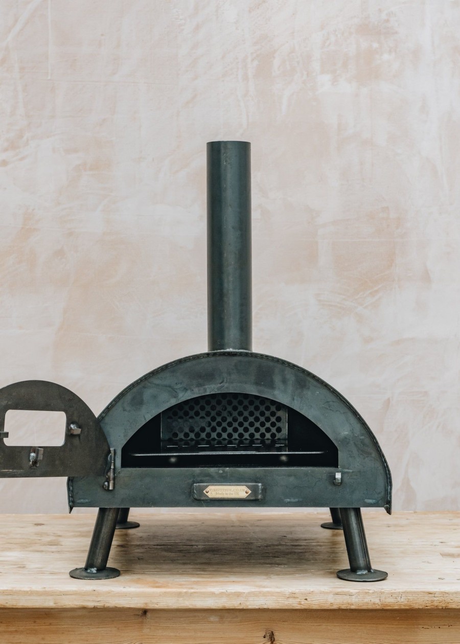 Outdoor Living Firepits UK Pizza Ovens | Table Top Pizza Oven