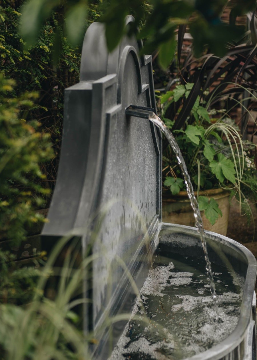 Gardening A Place in the Garden Water Features | Tiber Curved Zinc Water Feature