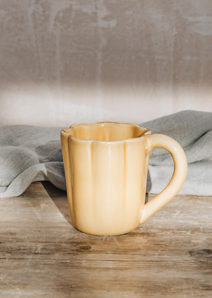 Interiors Chabi Chic Dining | Shellfish Straw And Gold Ceramic Mug