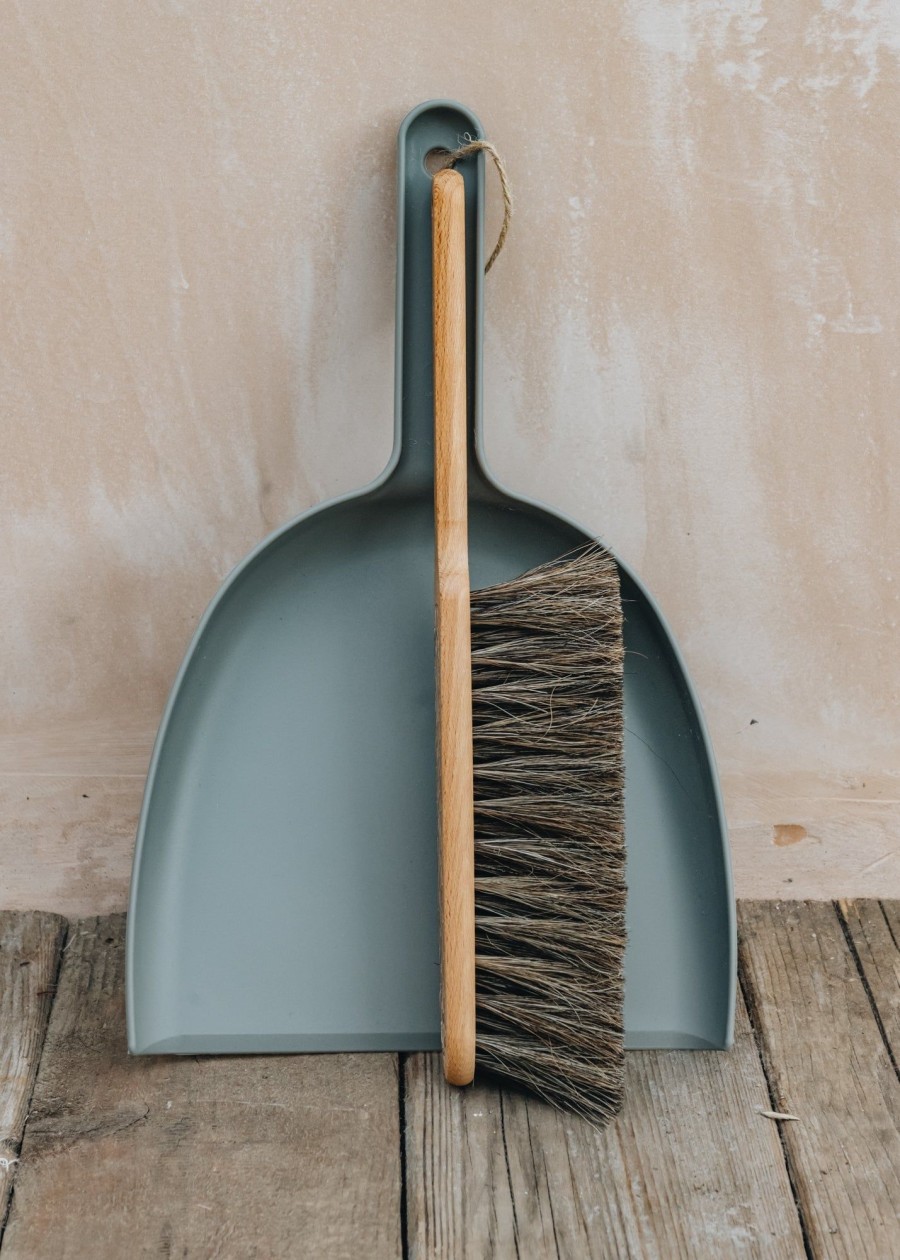 Interiors Iris Hantverk Home Care | Iris Hantverk Grey Short Handled Dustpan And Brush