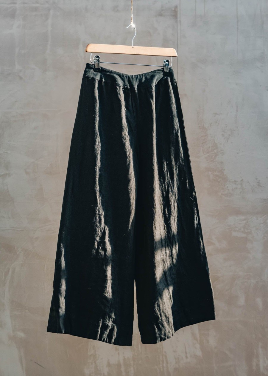 Clothing Cut Loose Trousers & Skirts | Cut Loose Cropped Linen Trousers In Black