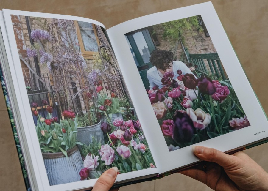 Books Books Garden & Plants Books | The Flower Yard: Planting A Paradise By Arthur Parkinson