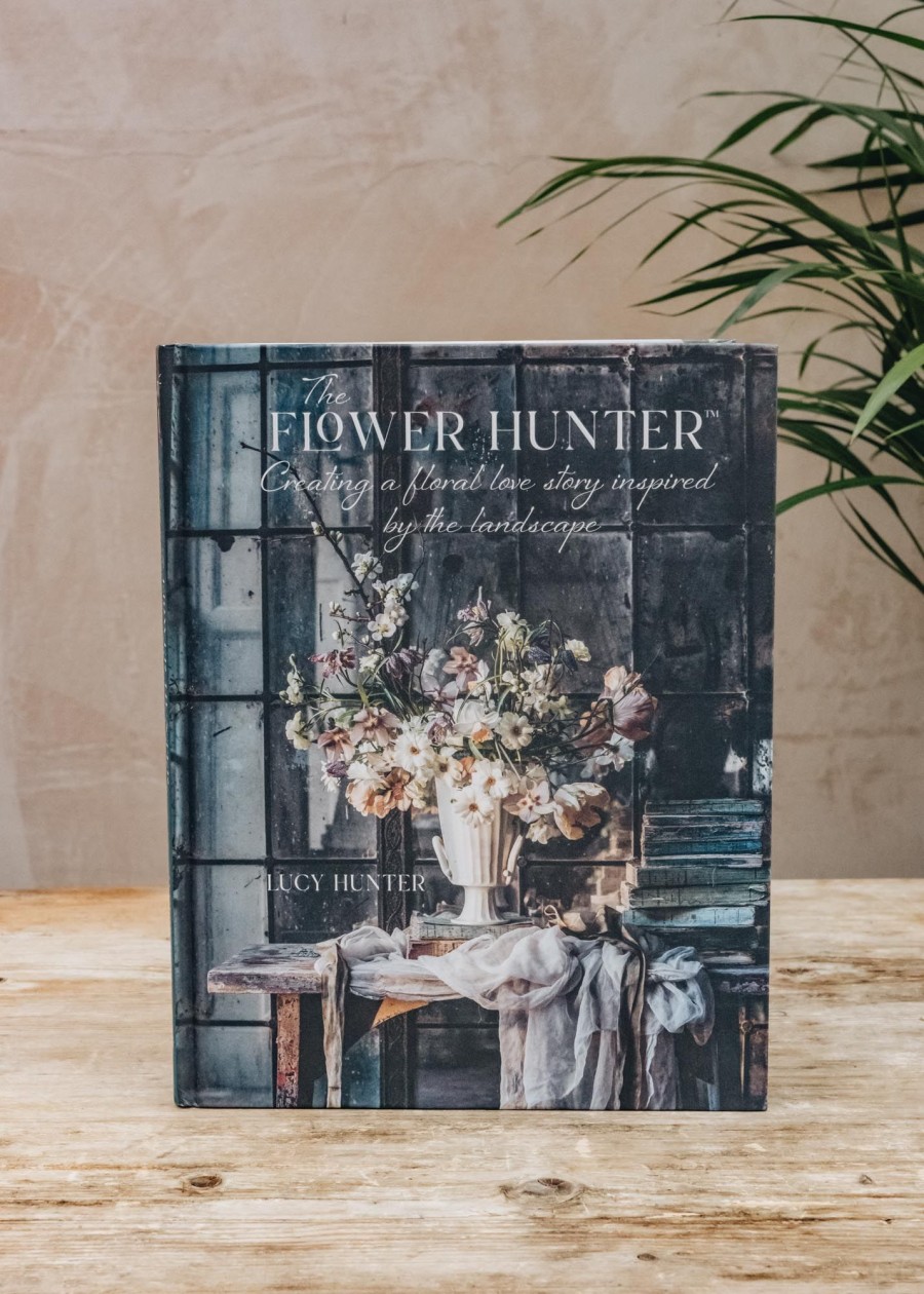 Books Garden and Plants Books Garden & Plants Books | The Flower Hunter By Lucy Hunter