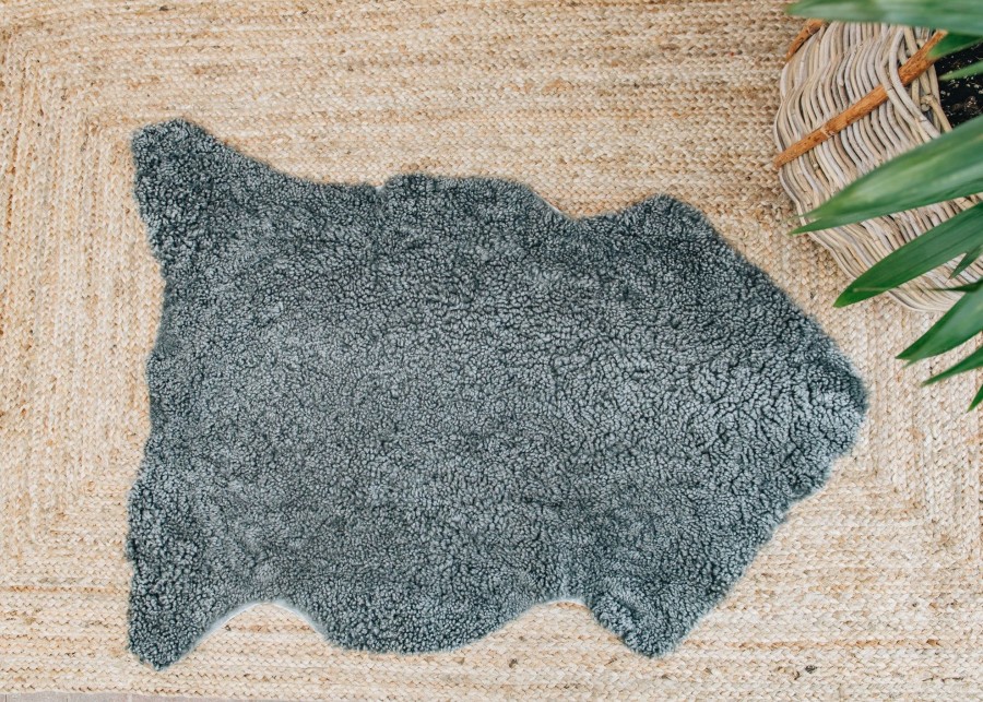 Interiors Shepherd of Sweden Rugs | Shepherd Of Sweden Grey Ella Short Haired Sheepskin Rug