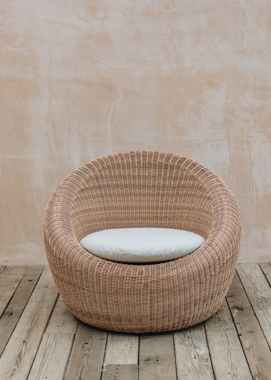 Outdoor Living Pacific Lifestyle Chairs | Isodora Lounge Chair In Natural With Cushion